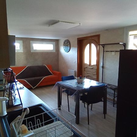 Logement De Charme Coinches Esterno foto